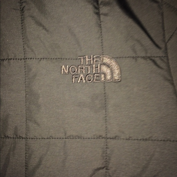 north face jacket - Picture 2 of 2